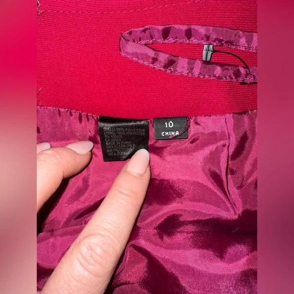 Magenta Pencil Skirt - Picture 3 of 7